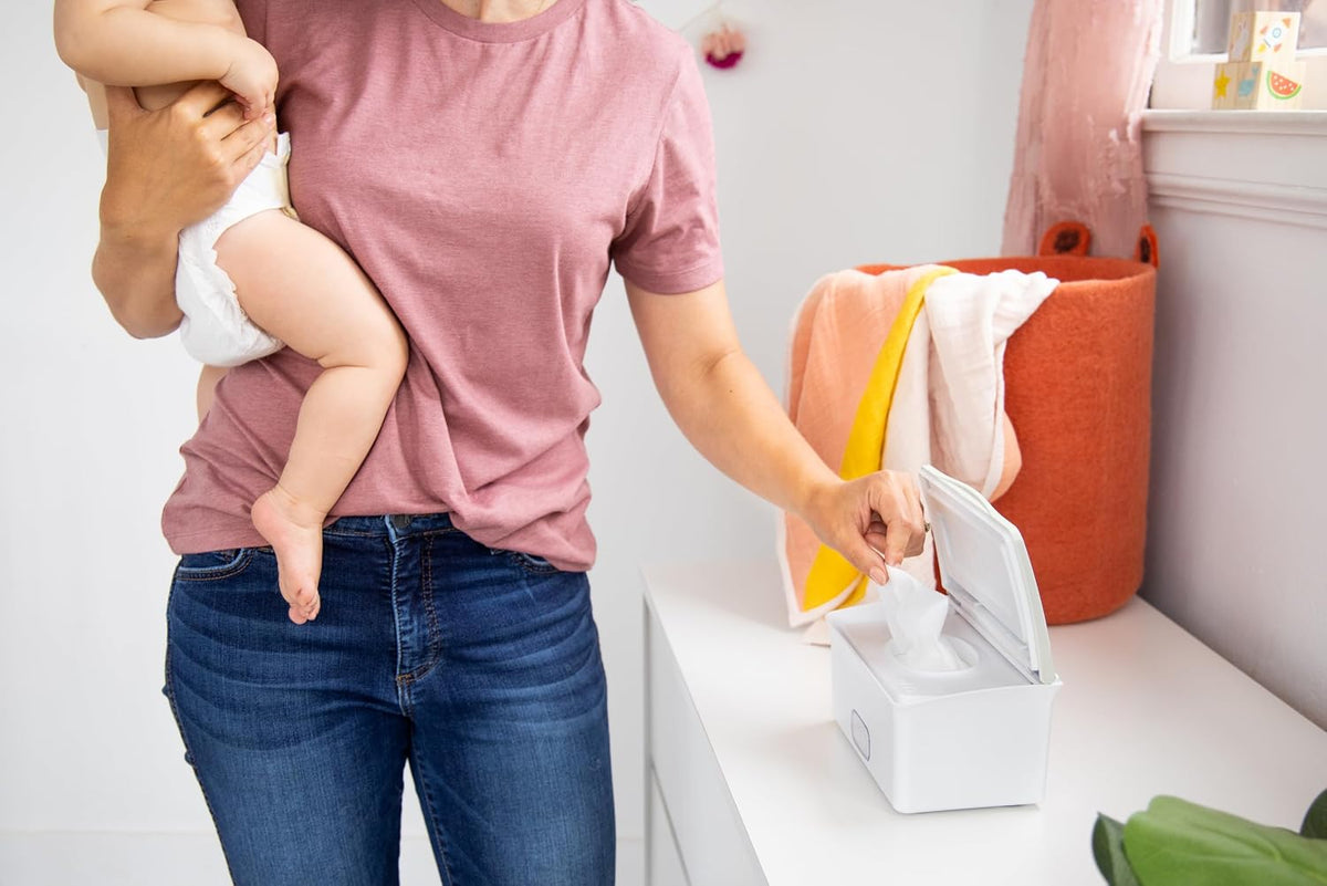 Baby Wipes Dispenser | Baby Wipes Case | Baby Wipes Holder with Weighted Plate, Keeps Wipes Fresh and Non-Slip Rubber Feet, White