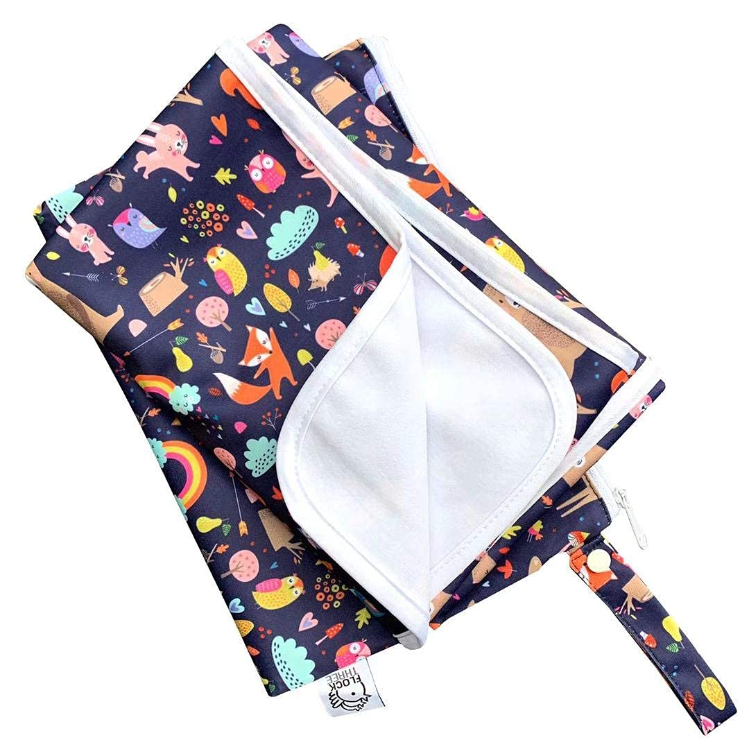 Waterproof Baby Changing Pad with Storage Bag (43.3" X 28.7") Washable Wipeable Reusable Leak Proof Diaper Travel Mat Station Changing Mattress Liner Cribs Bed Cover, Dog Family