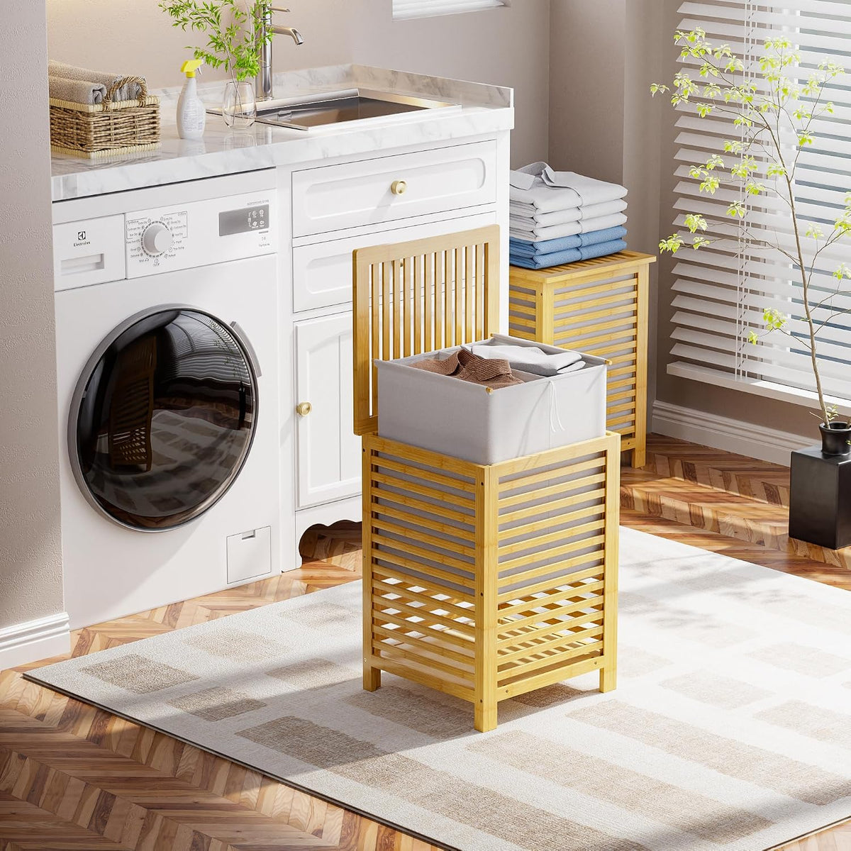Double Laundry Hamper with Lid, 120L Bamboo Laundry Basket with Removable Liner Bag, 2-Section Clothes Divider Laundry Sorter for Laundry Room, Bathroom, Bedroom (Pink)