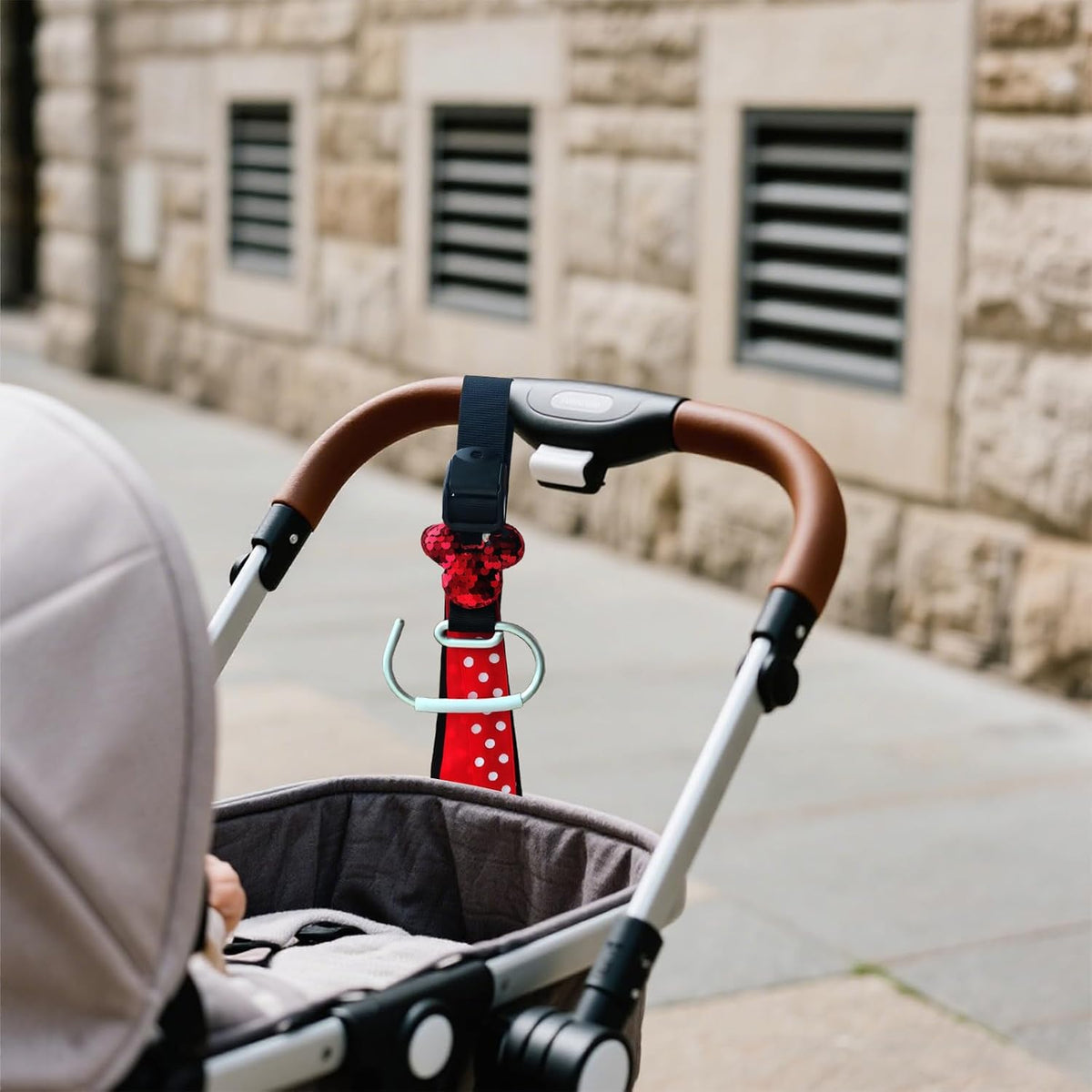 Universal Stroller Hooks with Sparkly Red Sequin Decor & Polka Dot Ribbon, Quickly Locate Your Stroller in Crowded Parks, Airports, Cute Theme Park Trip Essentials, Adjustable