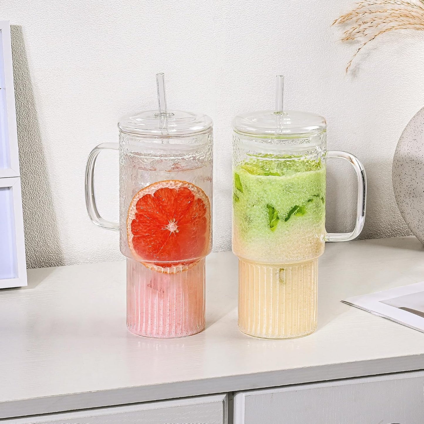 20 oz Glass Cups with Lids and Straws, Lightweight Borosilicate Glass Tumblers Iced Coffee Cup with Glass Lid and Glass Straw, Wide Mouth Smoothie Cup for Matcha, Juice, Tea and Water