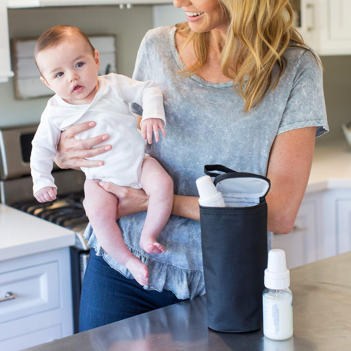 J.L. Childress Baby Bottle Bag, Breastmilk Cooler, Fits 1-2 Bottles, Black