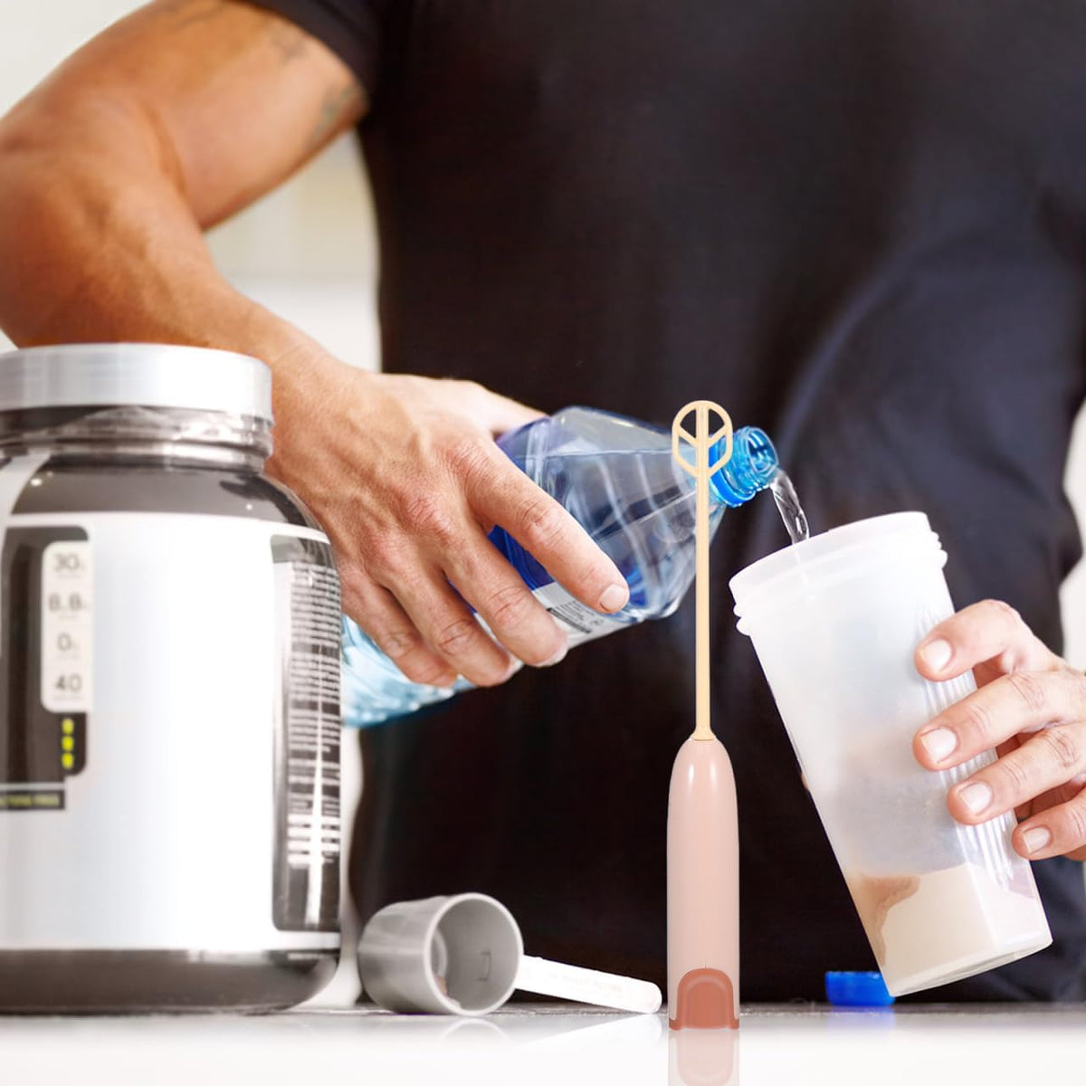 Handle Electric Baby Formula Mixer, Milk Powder Stirrer with 2 Mixing Rods, Portable Bottle Mixer with Long Rod Design Lightweight Cordless Electric Stirrer for Baby Bottle Coffee Protein