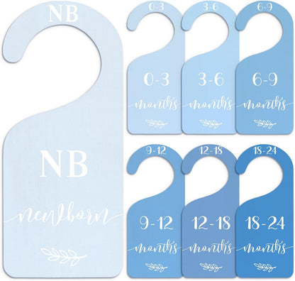 7Pcs Green Wooden Baby Closet Size Dividers with Green Velvet Bag Newborn to 24 Month Thicken Infant Wardrobe Hanger Organizers for Home Nursery Supplies