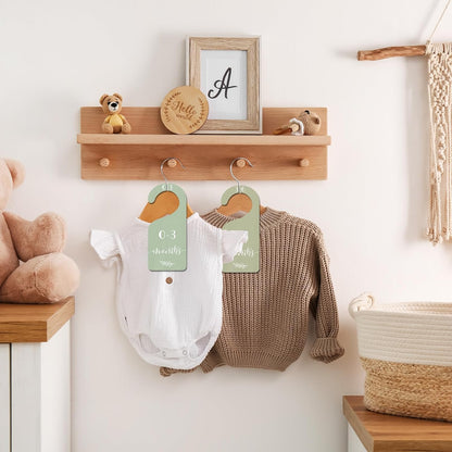 7Pcs Green Wooden Baby Closet Size Dividers with Green Velvet Bag Newborn to 24 Month Thicken Infant Wardrobe Hanger Organizers for Home Nursery Supplies