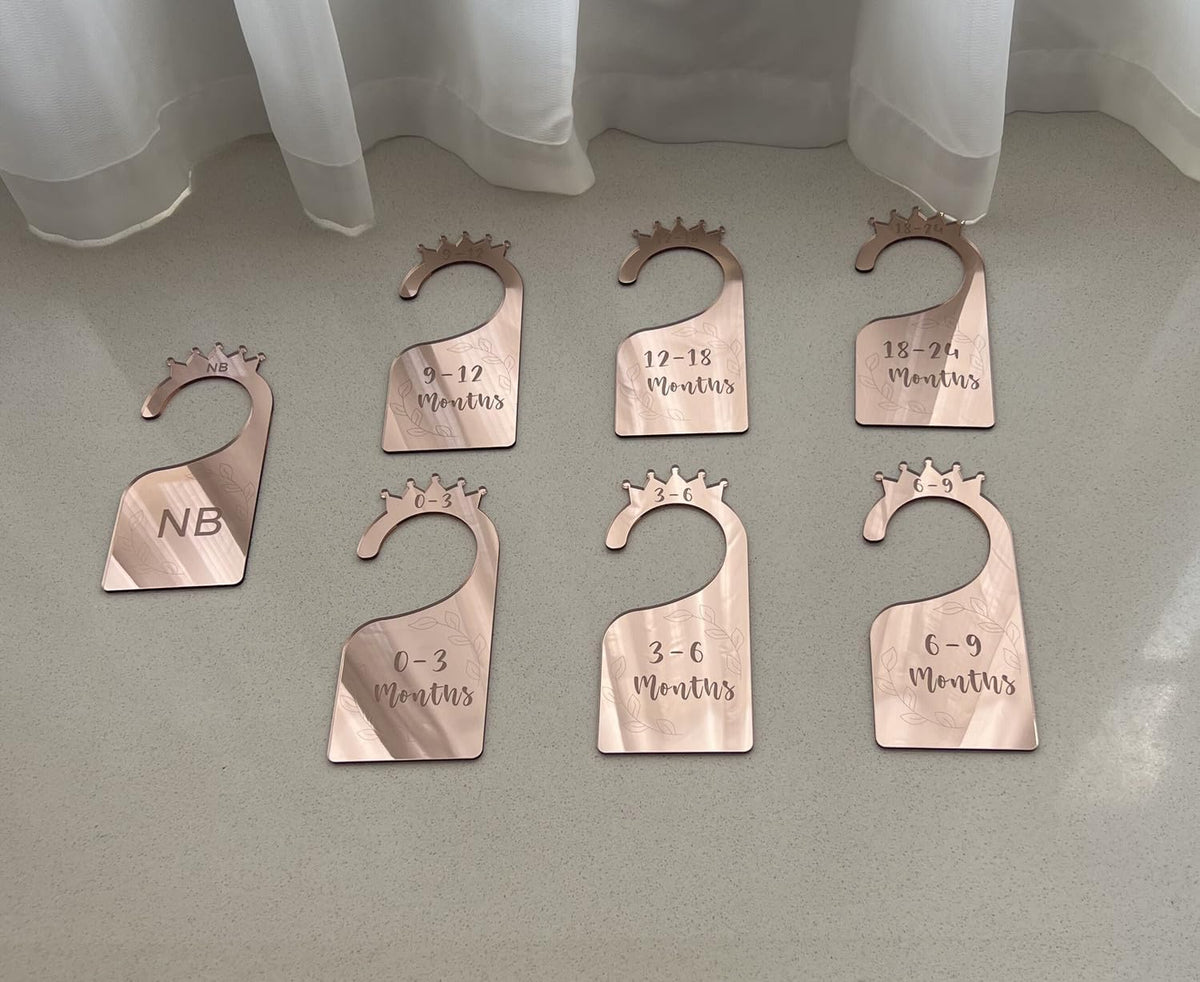 Baby Closet Dividers,Set of 7 Acrylic Mirror Baby Clothes Organizers for Wardrobe Closet Home Nursery from Newborn to 24 Months (Gold Mirror, Model 1)