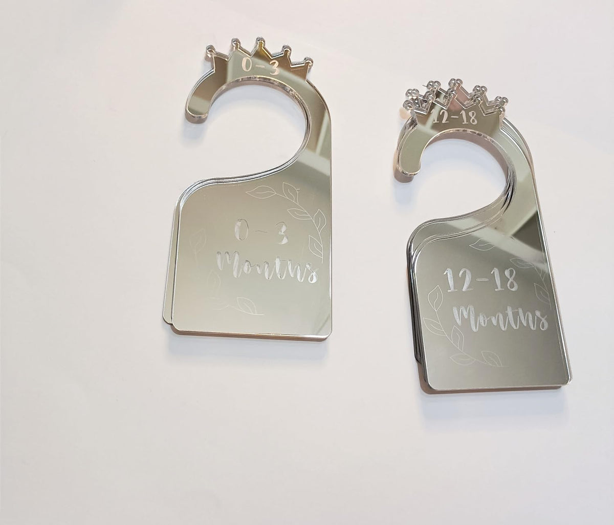 Baby Closet Dividers,Set of 7 Acrylic Mirror Baby Clothes Organizers for Wardrobe Closet Home Nursery from Newborn to 24 Months (Gold Mirror, Model 1)