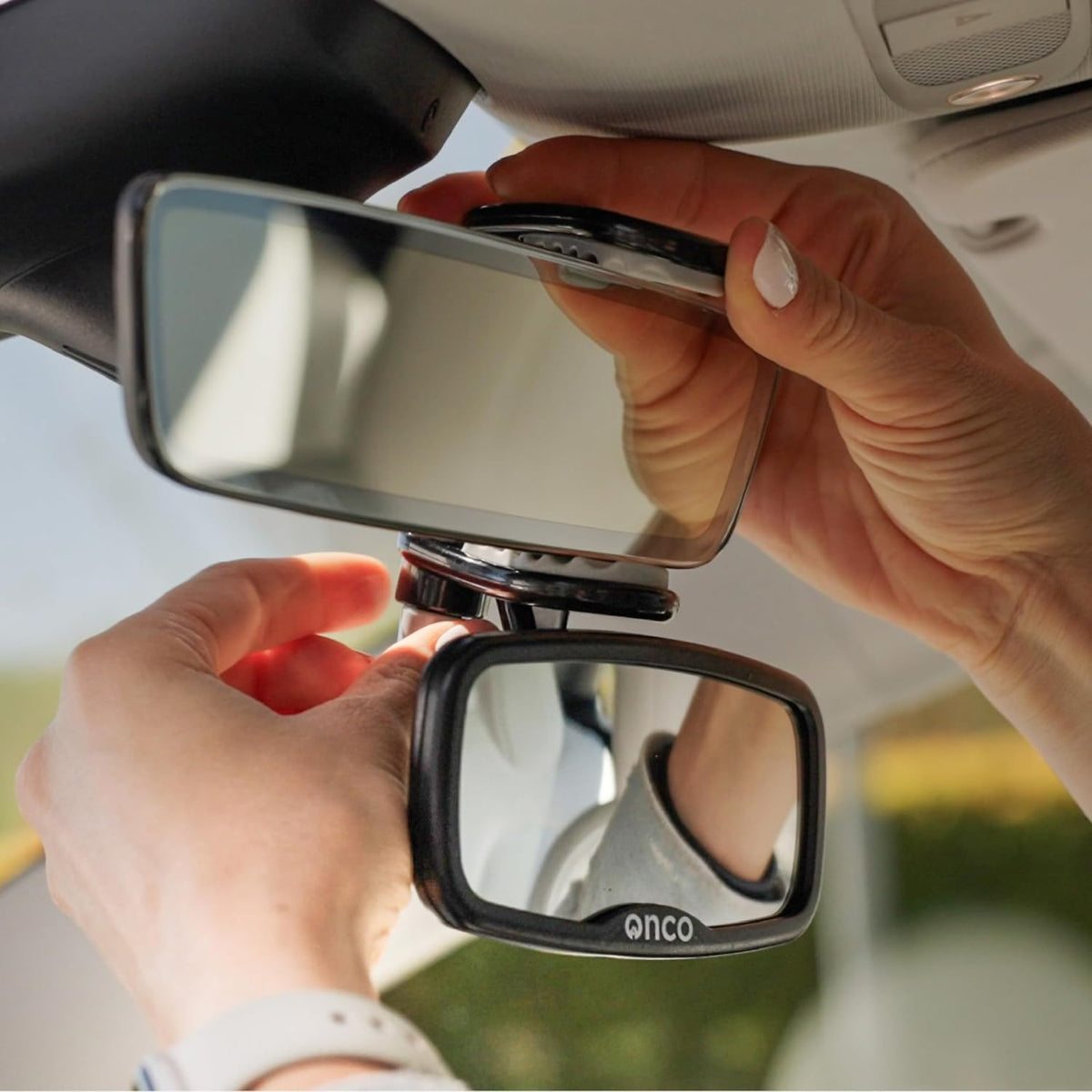 Baby Car Mirror for Fixed Headrests - Tesla-Compatible Non-Slip Mirror