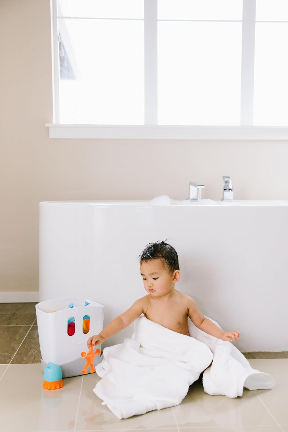 Freestanding Bath Toy Organizer Bath Caddy with Removable Drying Rack Bin and Scoop for Toddlers and Baby, Gray