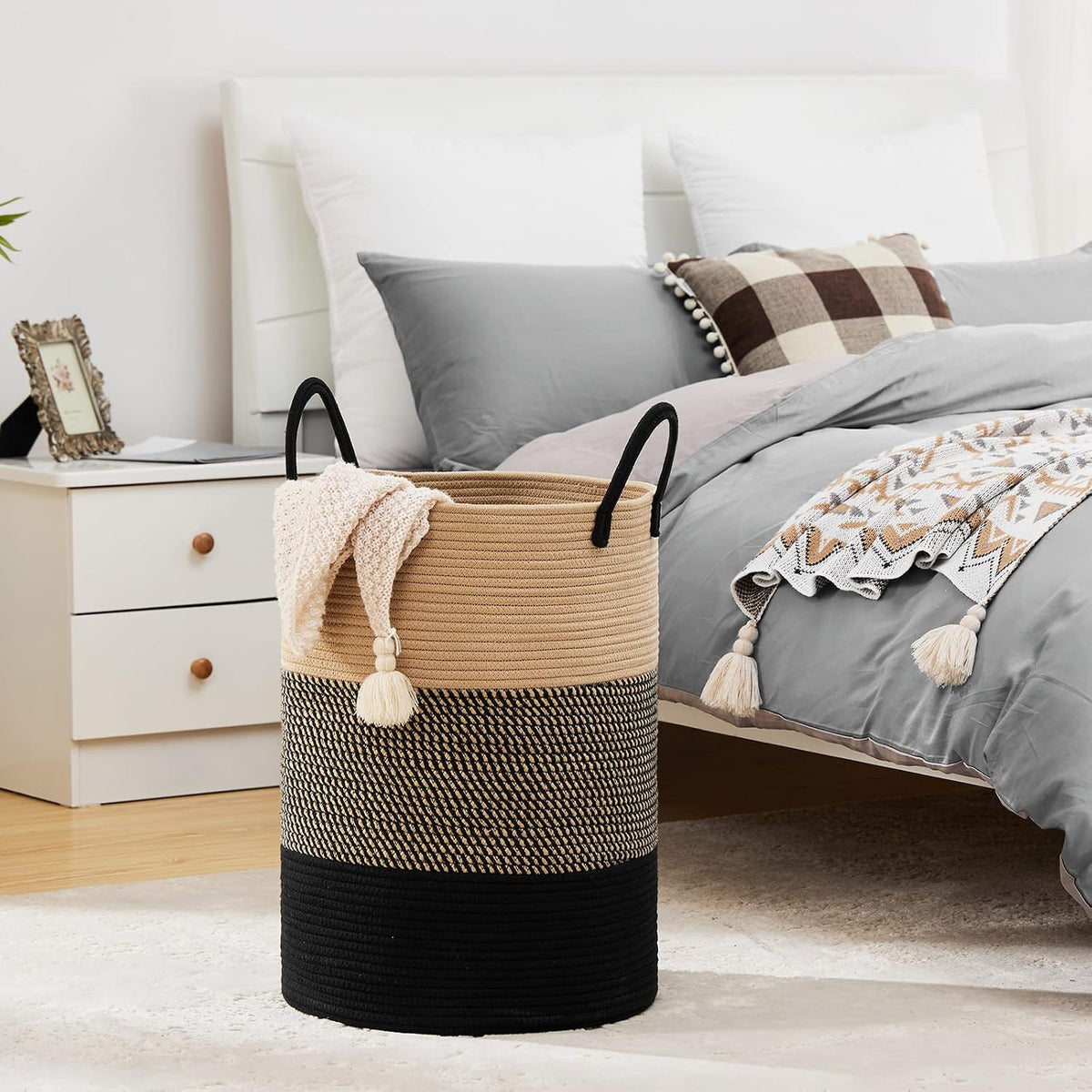 Woven Laundry Hamper, 72L Tall Blanket Storage-White