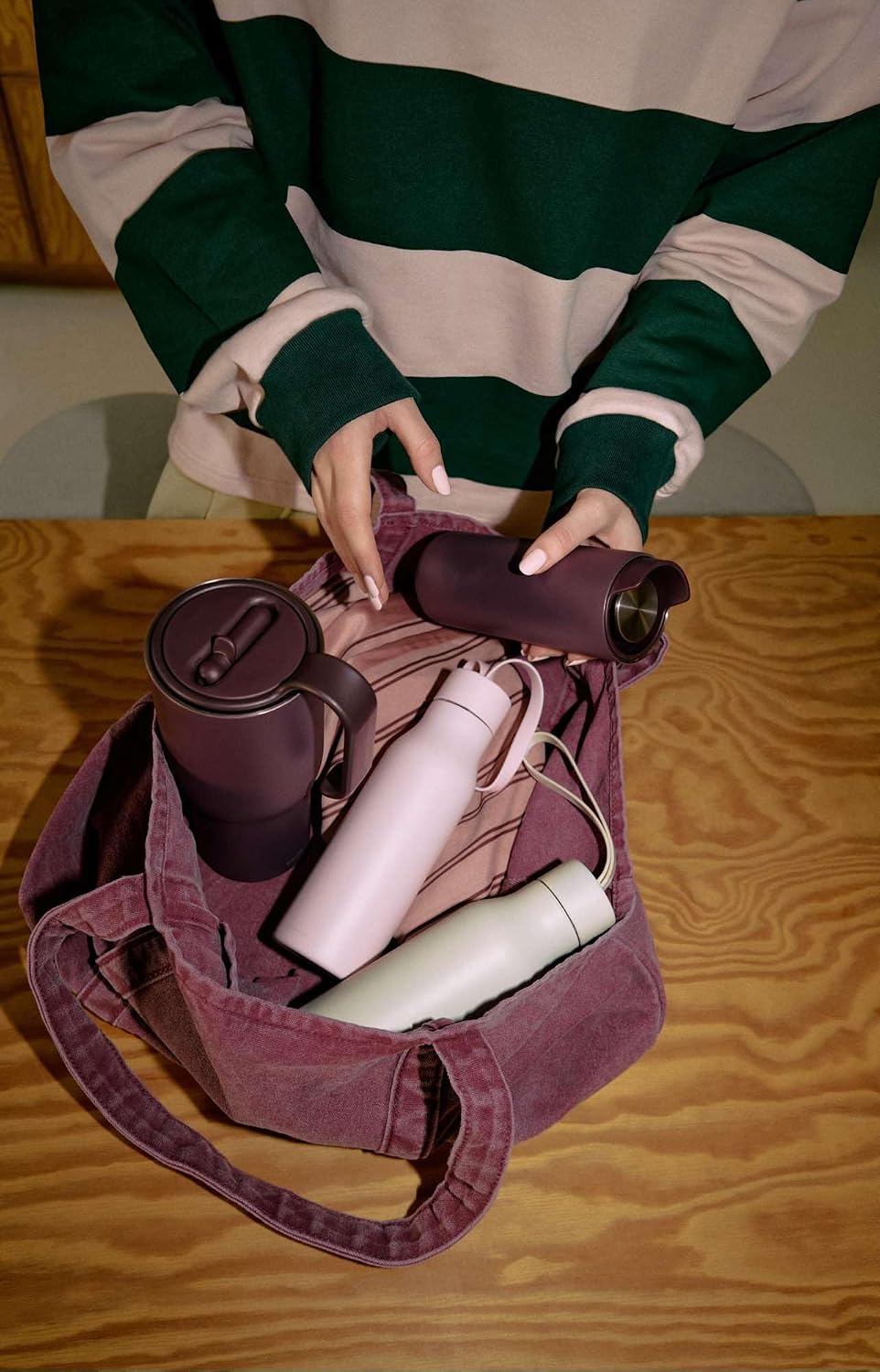 Urban to Go Cup 0.35 L Vintage Brown | Double-Walled Thermo Cup with Vacuum Insulation | Dishwasher-Safe Cup with Practical Easy Grab Strap & Click Lid | Vintage Brown