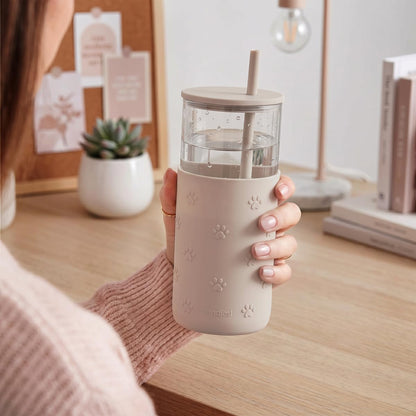 Glass Tumbler with Straw and Lid, Glass Water Bottle with Silicone Sleeve 20oz, Smoothie, Iced Coffee Cup, Gifts for Women Teen Girls Birthday Christmas (Cream)