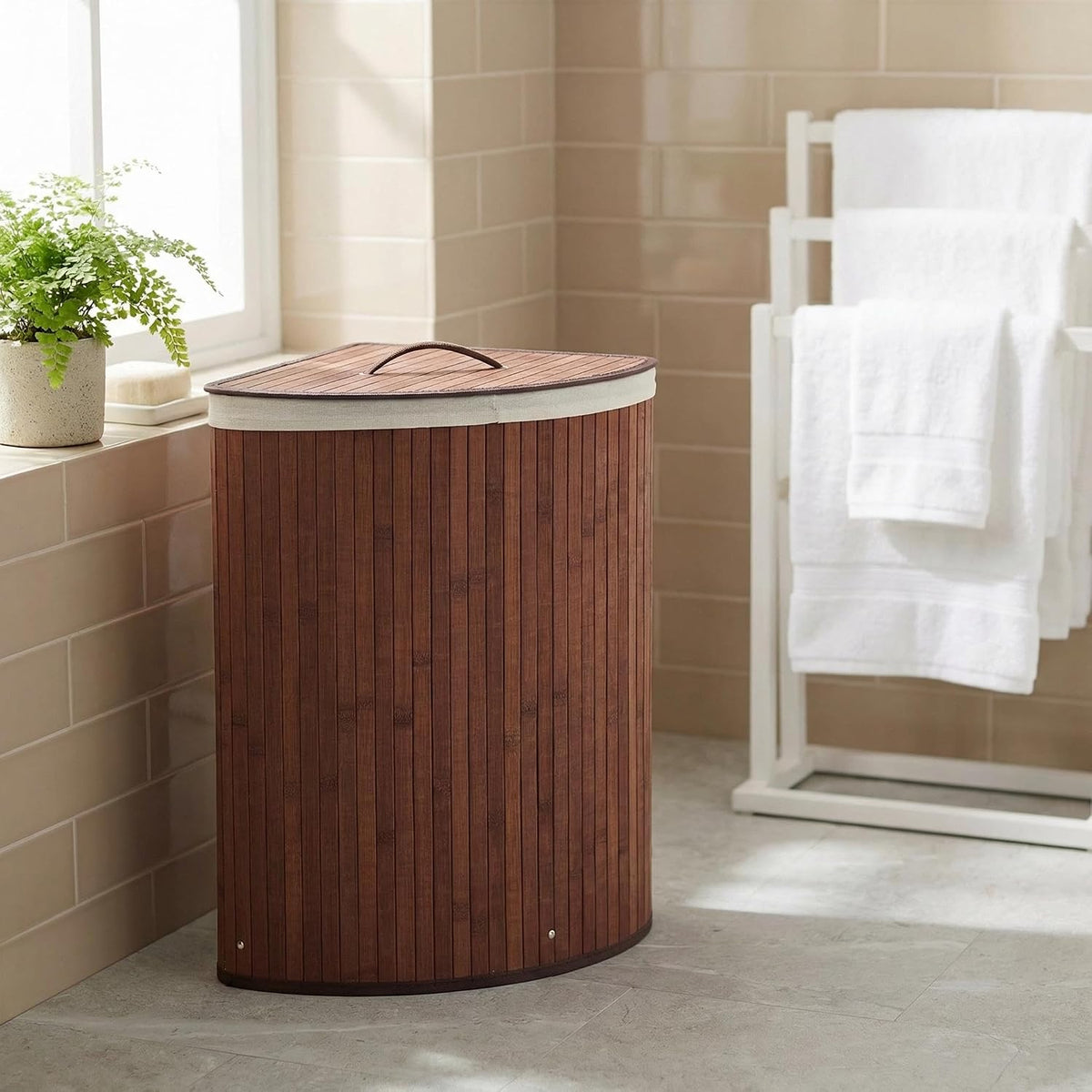 Corner Bamboo Laundry Hamper with Lid – 15.3 Gal / 58 L Large Capacity Laundry Basket, Removable Machine Washable Liner, Sturdy Handles, for Bedroom, Bathroom, Laundry Room, Natural
