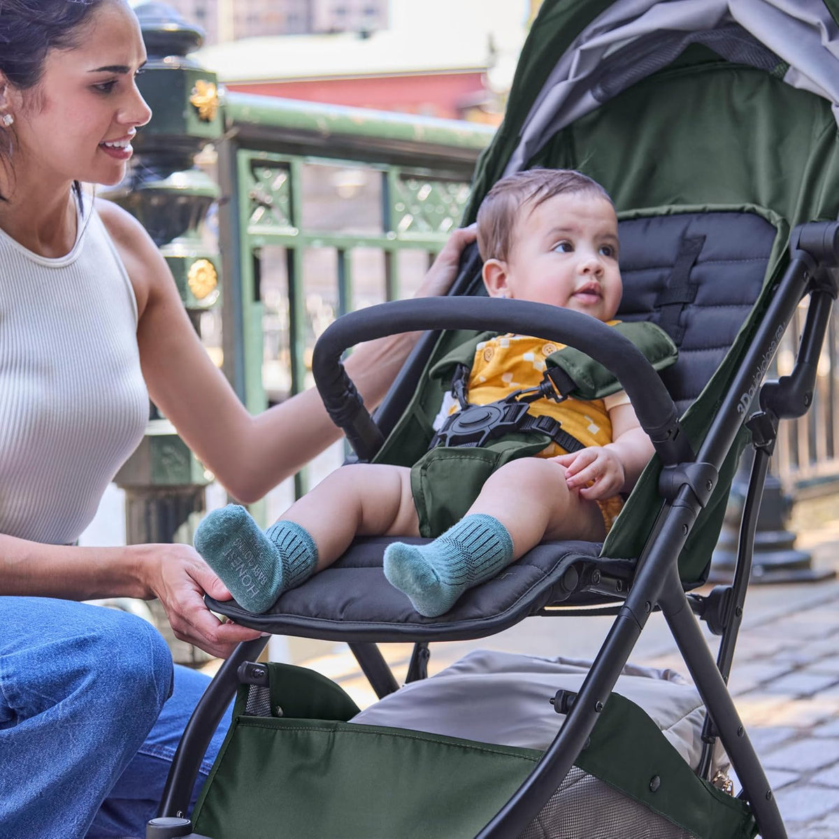 Ingenuity Universal Convenience Stroller Rain Cover, Baby Weather Shield for Rain, Wind & Snow, Fits Most Strollers with Car Seat, Vented Airflow, High Visibility, Easy Install & Storage – Clear